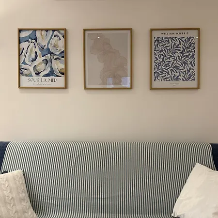 Urban Cocoon - Reception Apartment